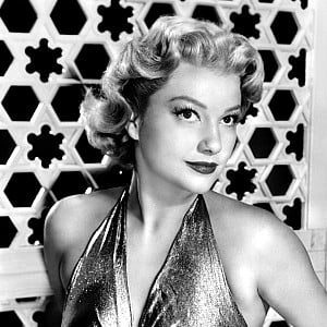 Anne Baxter
