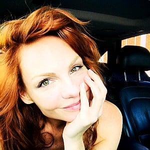 Anne Leighton