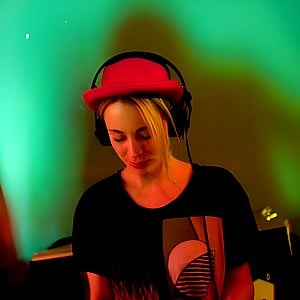 Annie (Singer)