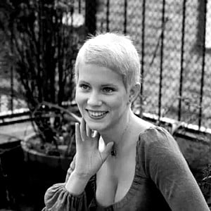 Annie Belle (actress)