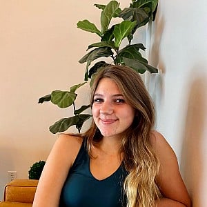 Annie Rose