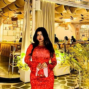 Annie Sharma Pharma