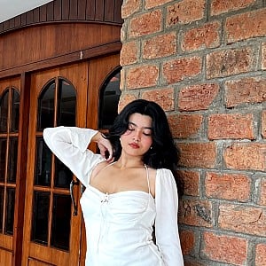 Annie Sharma Pharma