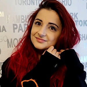 AnnieFuchsia