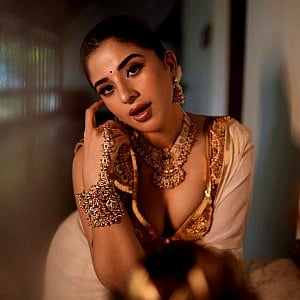 Aparna Thomas