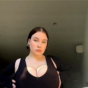 Ari Faith