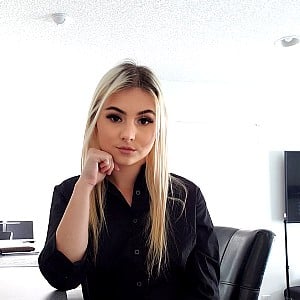 Aria Banks