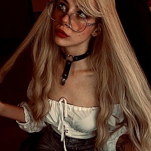 Ariana Ess