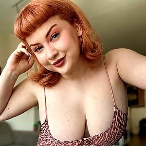 Ariana Faye