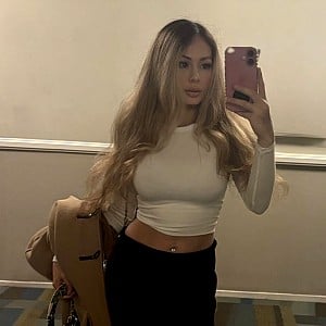 Ariana Lively