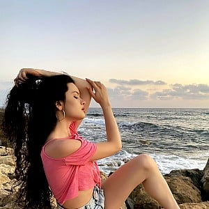 Ariana Mun