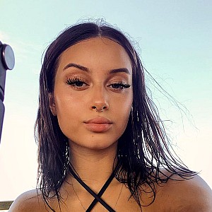 Arianna Roman