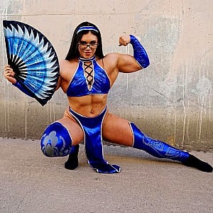 Ariel Rose (Bodybuilder)