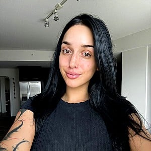 Arya Bella
