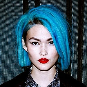 Asami Zdrenka
