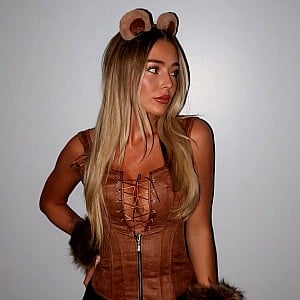 Ashlee Vangelinos