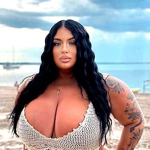 Ashley Bova