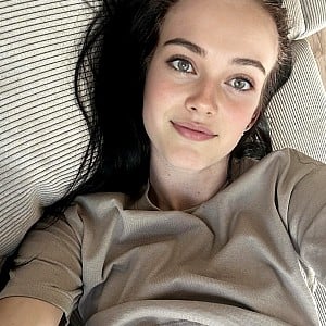 Ashley Bricks