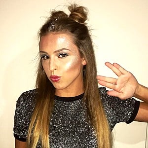 Ashley Chuck