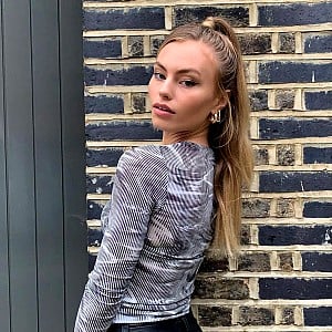 Ashley Graves