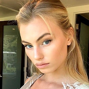 Ashley Graves
