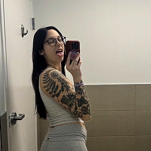 Ashley Lotts