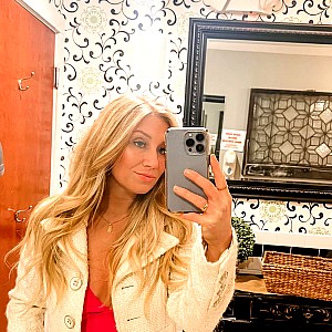 Ashley Pfeil