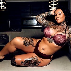 Ashley Sinz