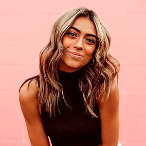 Ashlund Jade