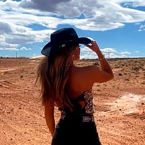 Ashlyn Hanna