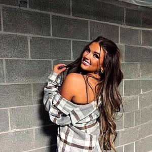 Ashlyn Harlos