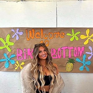 Ashlyn Harlos