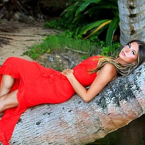 Ashlyn Harlos