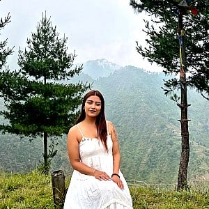 Ashma Giri