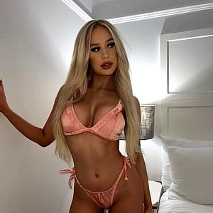 Ashton Rose