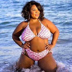 Asia Mone't