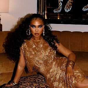Asia Monet Ray