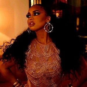 Asia Monet Ray