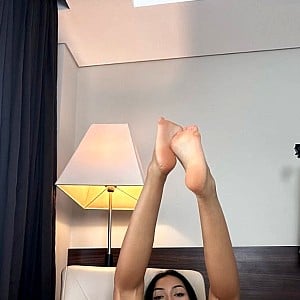 Asian Lili
