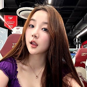 Athena Jiang