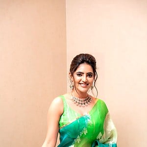 Athulya Ravi
