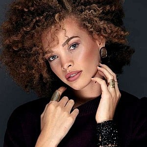 Aurelie Roux