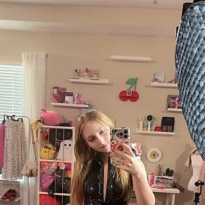 Ava Cherry