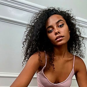 Ava Dash