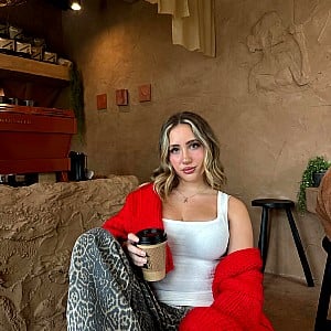 Ava Kolker
