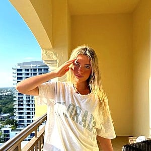 Ava Nucci