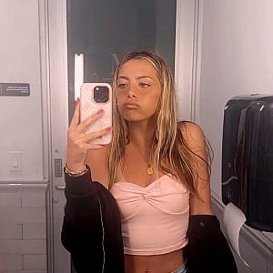 Ava Nucci