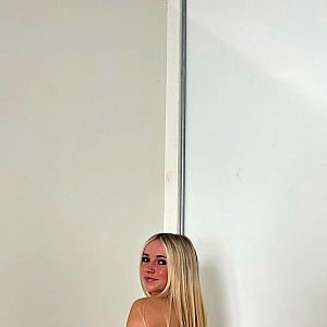 Ava Robar