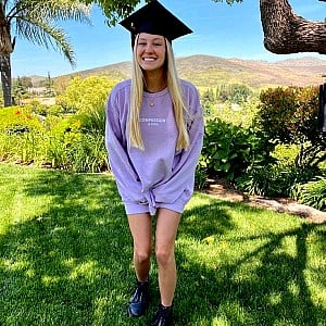 Ava Sambora