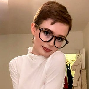 Avalon Warren
